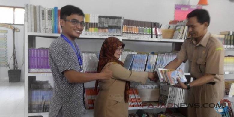 Kembangkan Literasi Sekolah, MTsN Sangkanurip Bangun Saung Baca
